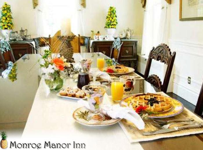 شاوث هيفن Monroe Manor Inn المظهر الخارجي الصورة
