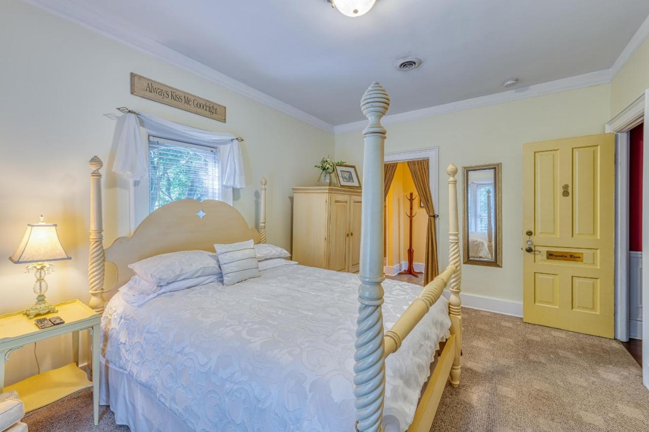 شاوث هيفن Monroe Manor Inn المظهر الخارجي الصورة