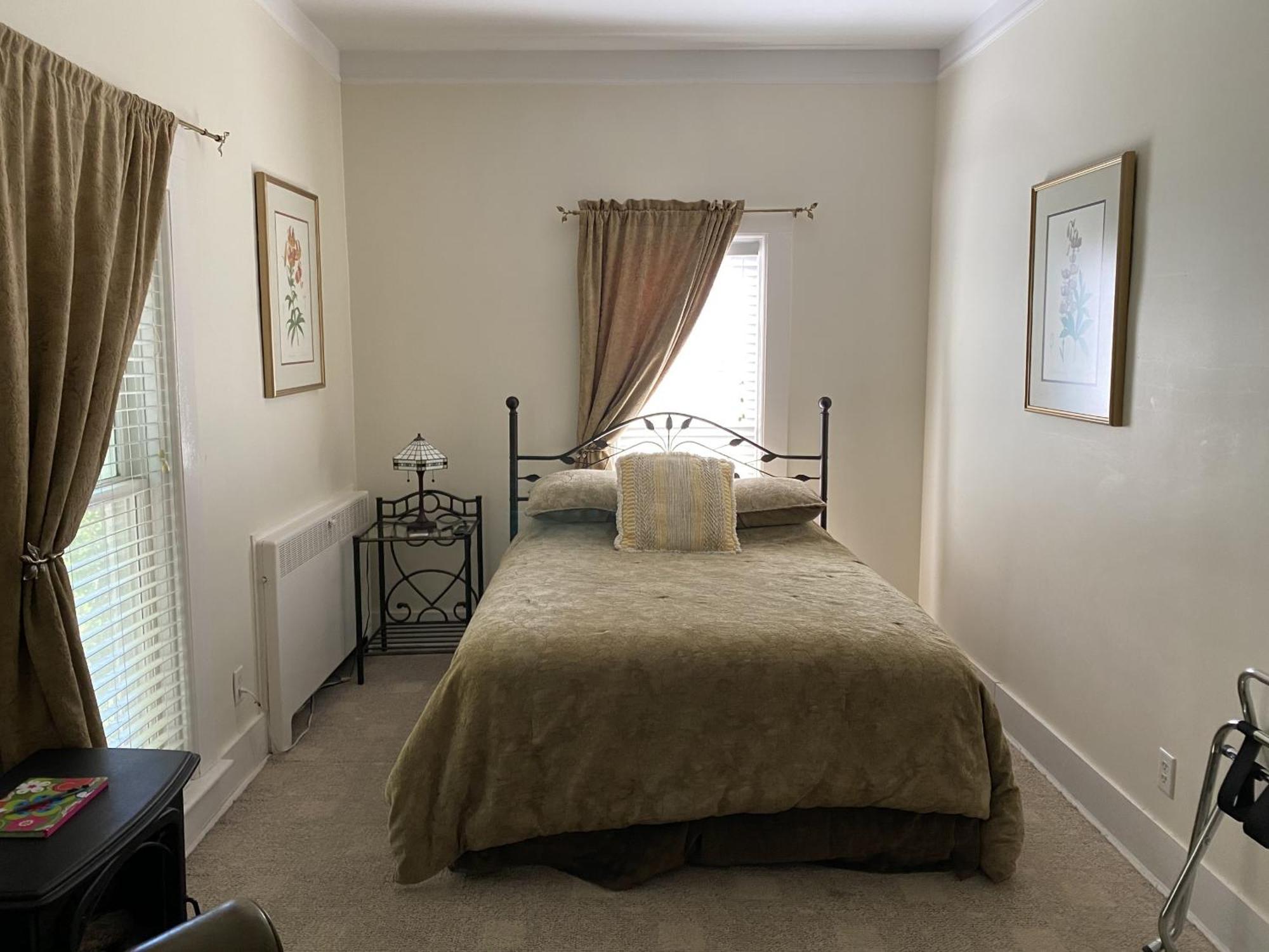 شاوث هيفن Monroe Manor Inn الغرفة الصورة