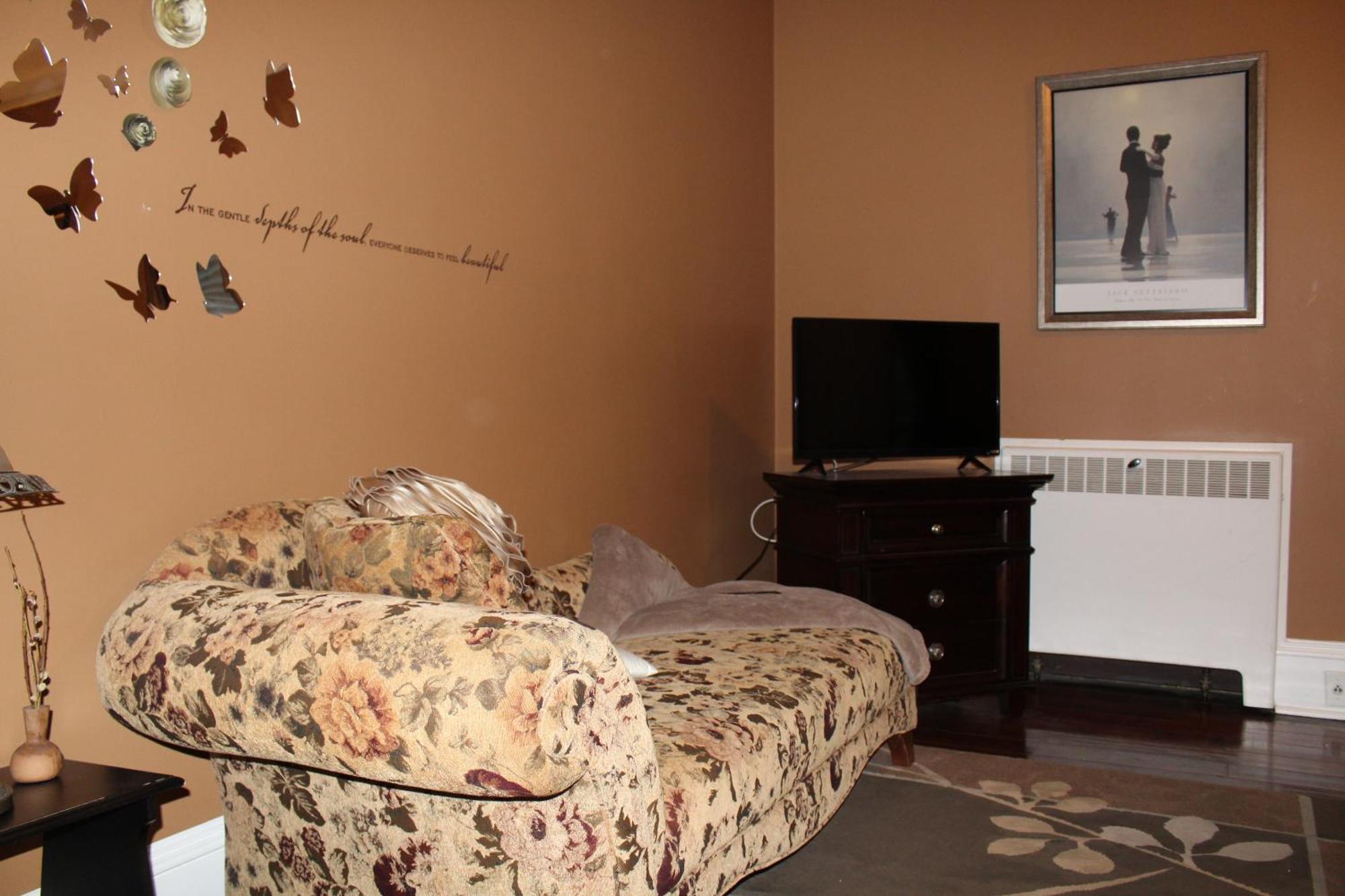 شاوث هيفن Monroe Manor Inn الغرفة الصورة